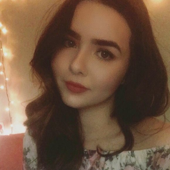 Meet your Posher, Julia - Picture 1 of 1